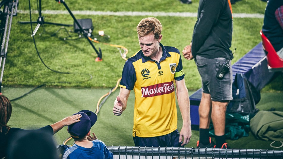 Social media leads reaction to #Simmo200