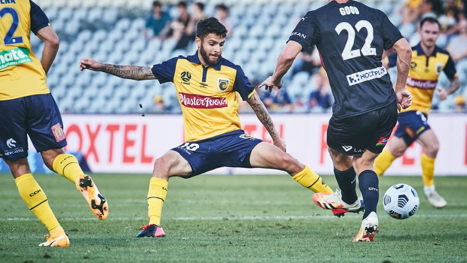 Daniel DeSilva to depart the Mariners