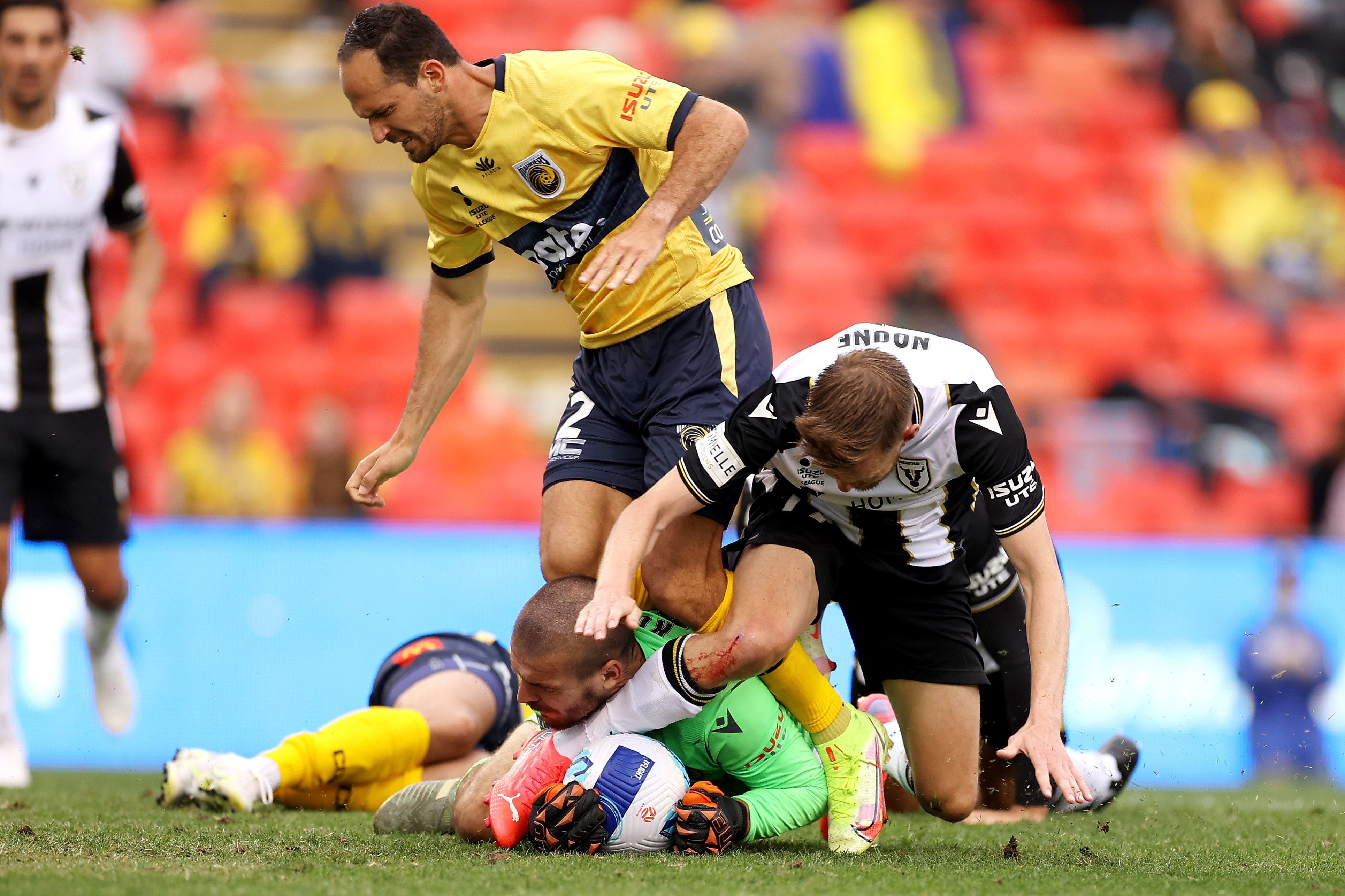 Football returns to the Coast Central Coast Mariners